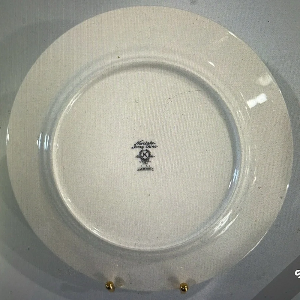 VTG Noritake Asian Song dinner plate